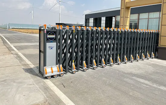 ANPR-automatic-retractable-gate-Automatic-Retractable-driveway-Gate-QiGong-QG-CPL960-Case-Presentation.webp