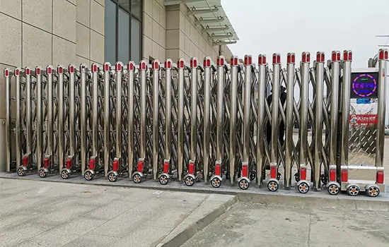 Automatic-Retractable-Gate-Retractable-electric-gate-QiGong-QG-G840.webp