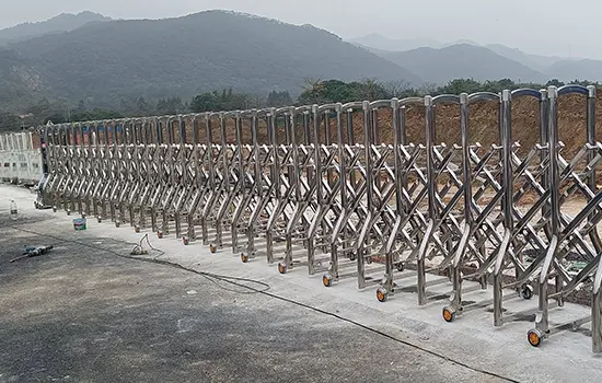 Automatic-retractable-gate-Commercial-retractable-gate-QiGong-QG-G750.webp