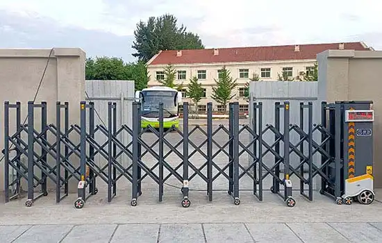 automatic-collapsible-gate-telescopic-gate-QiGong