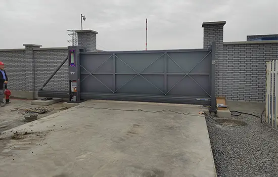 electric-sliding-driveway-gate-sliding-gates-for-driveway-QiGong.webp